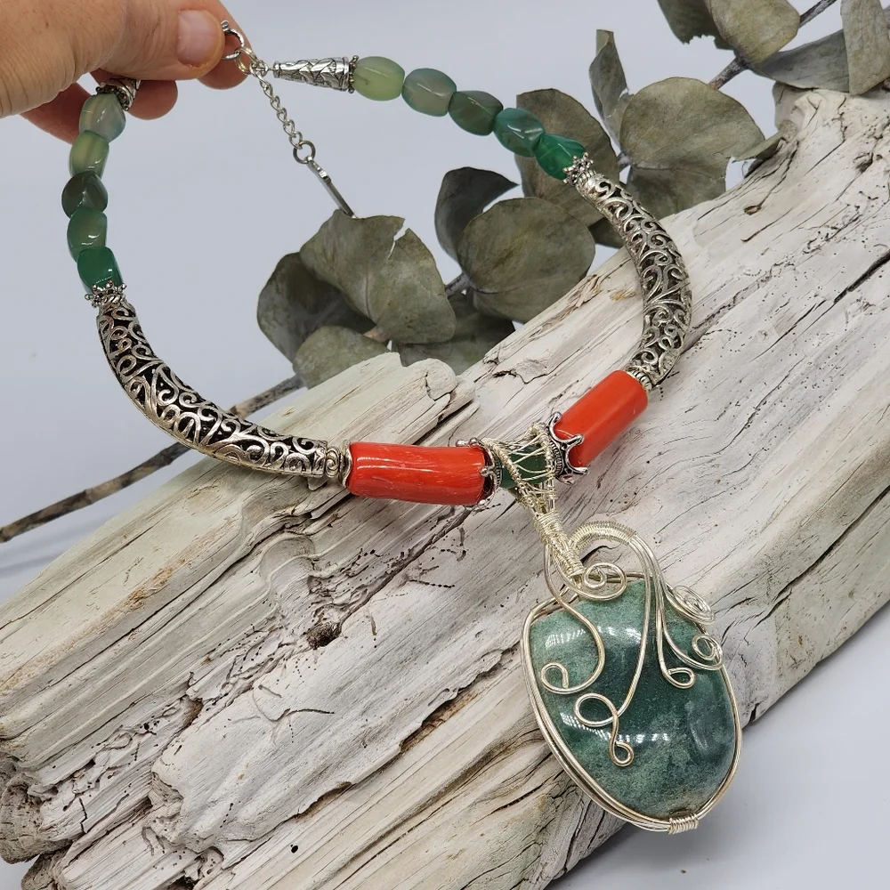 Designer Silver Necklace Natural Malaysia Green Jade Pendant Red Coral